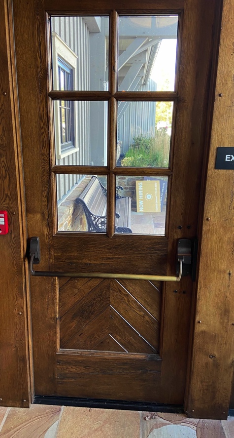 باب خشبى مقاوم للحريق